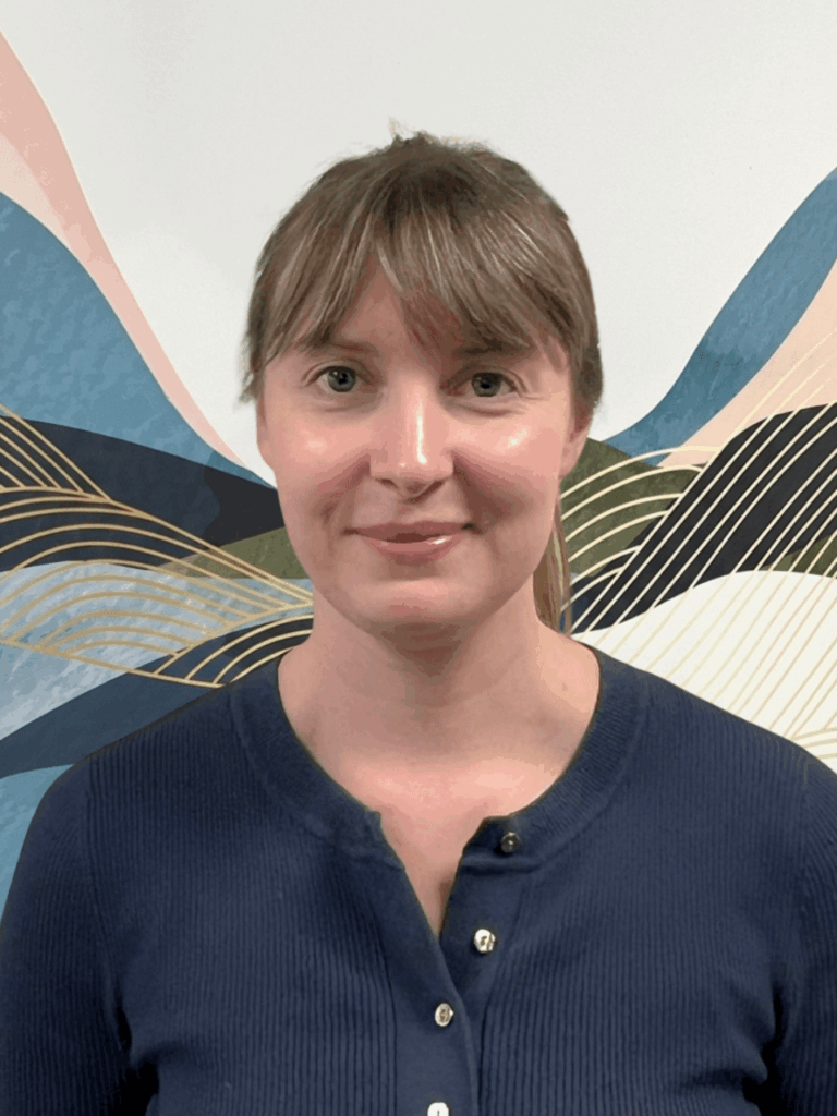 Emily Bull | Senior Educational and Developmental Psychologist at Raise the Bar Clinic